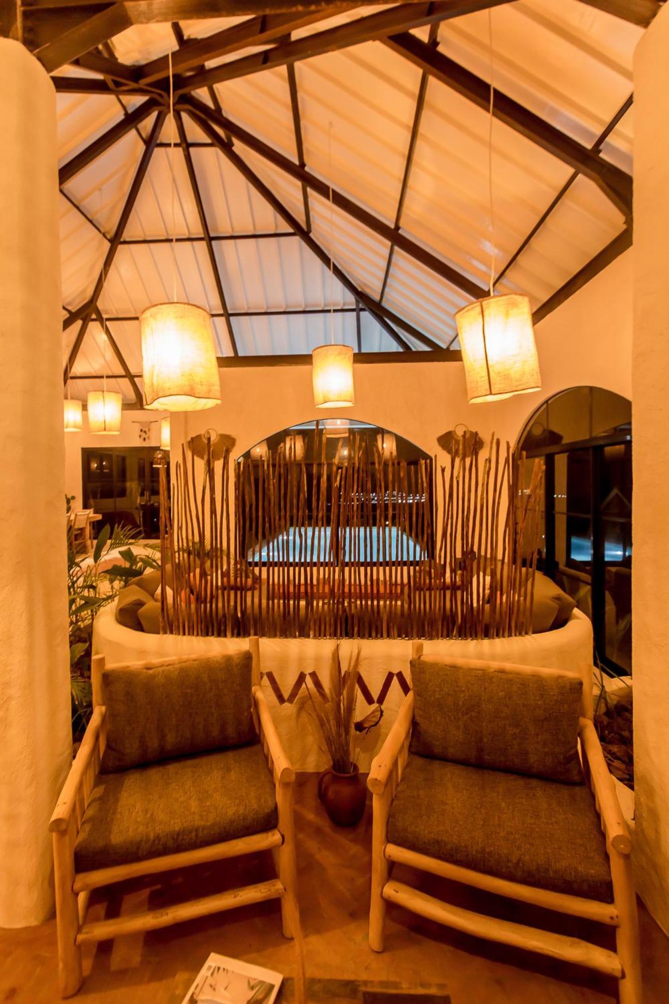 Drop In Surf Lodge Kuta (Lombok) Exterior foto