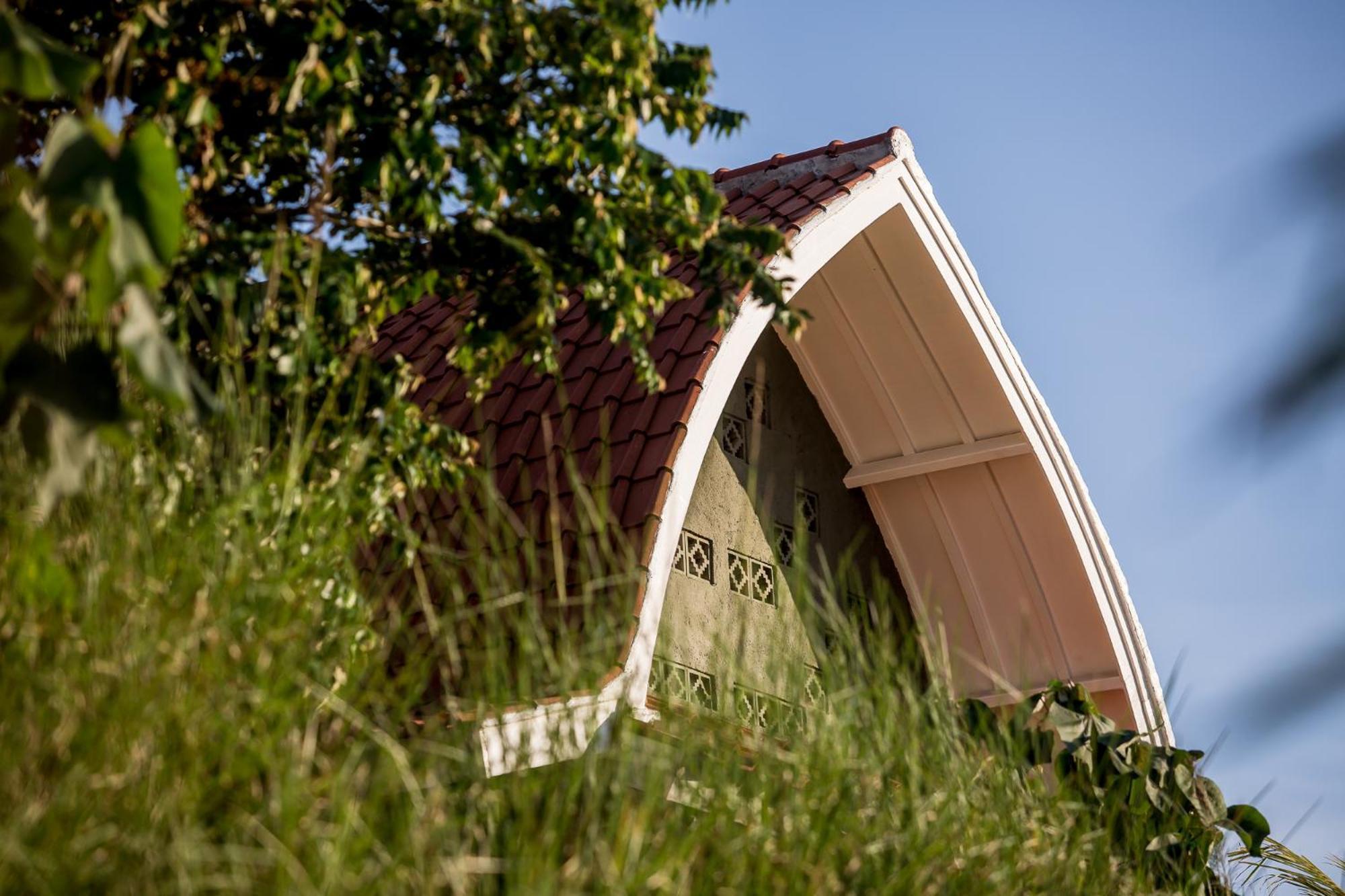 Drop In Surf Lodge Kuta (Lombok) Exterior foto
