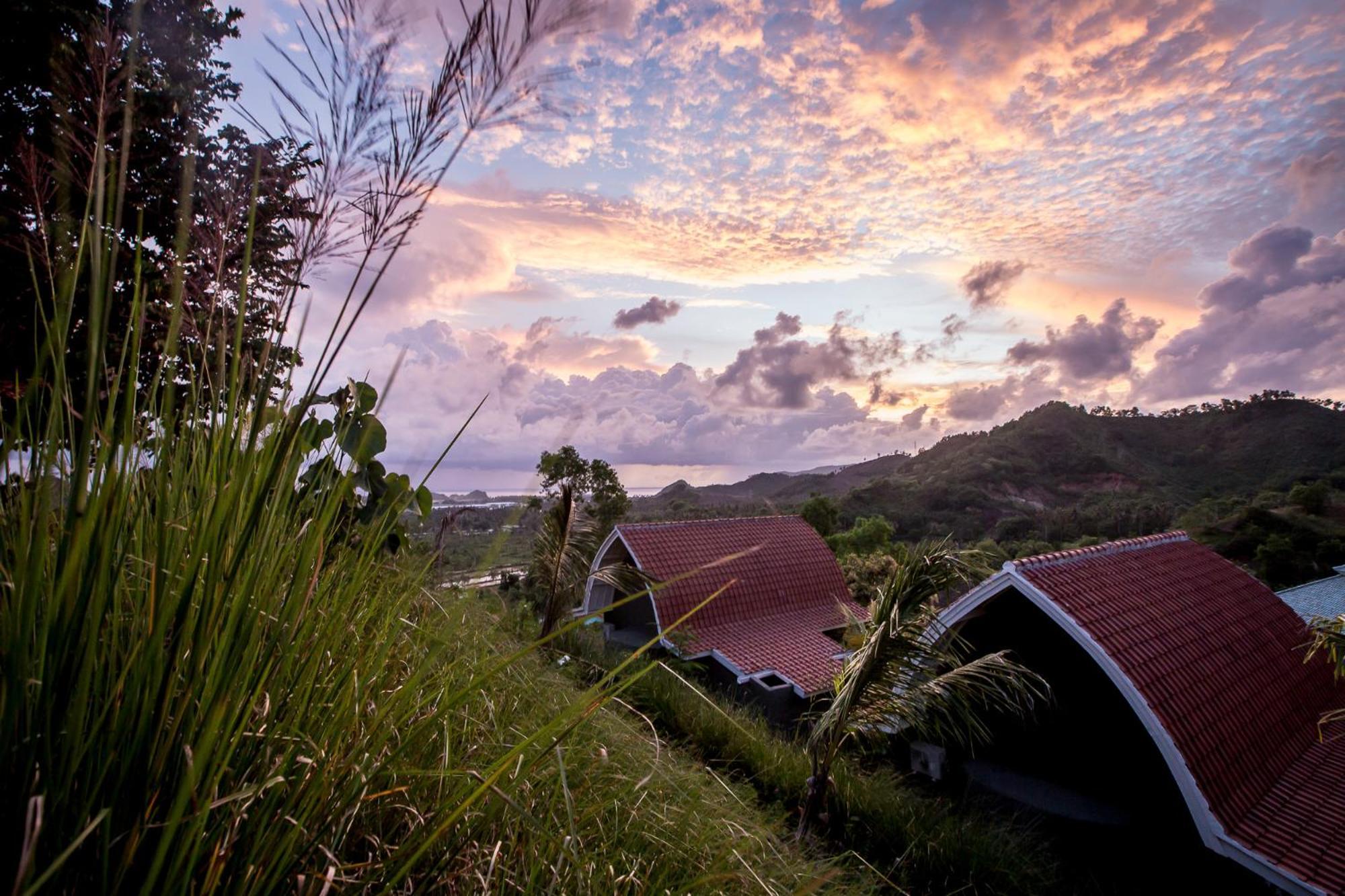Drop In Surf Lodge Kuta (Lombok) Exterior foto